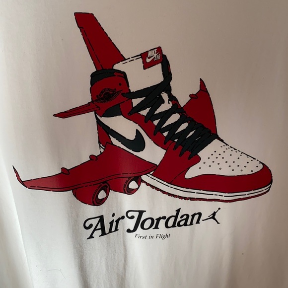 Men’s Nike Air Jordan T-Shirt - Picture 1 of 3